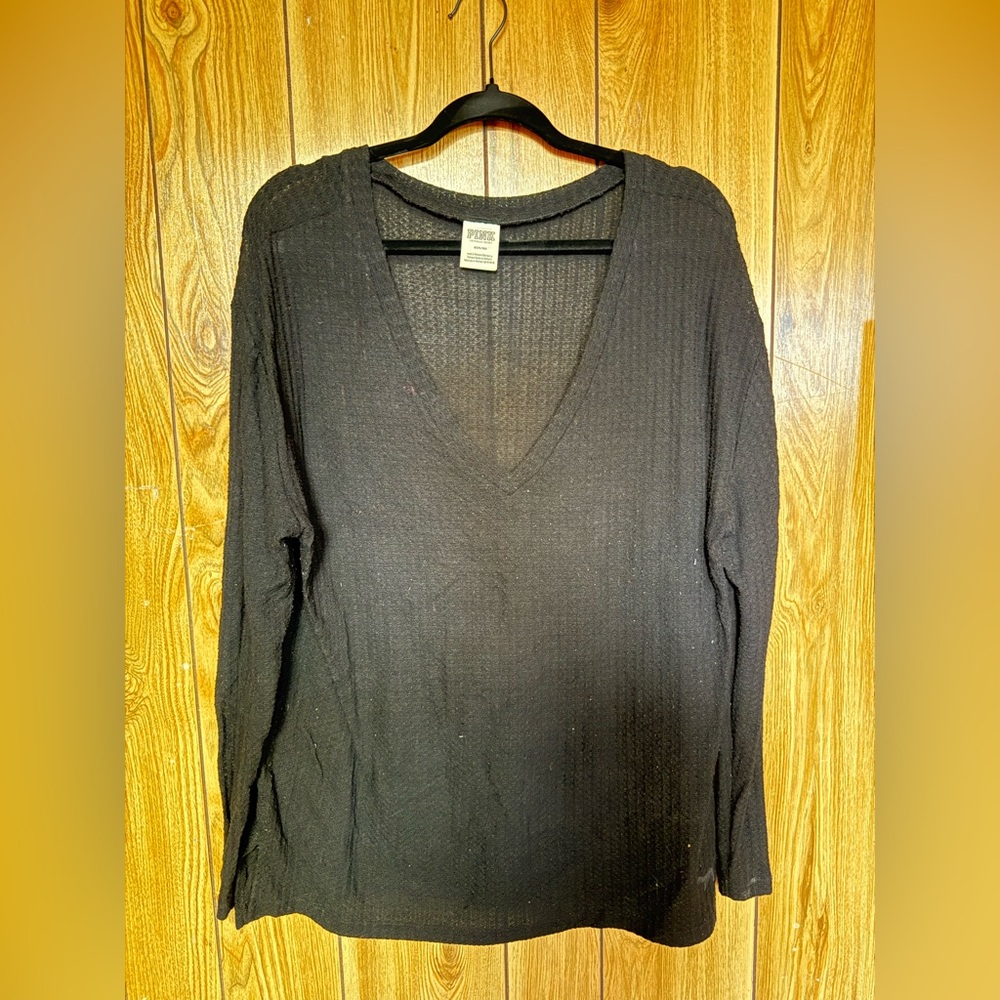 Victoria’s Secret PINK vneck sweater medium